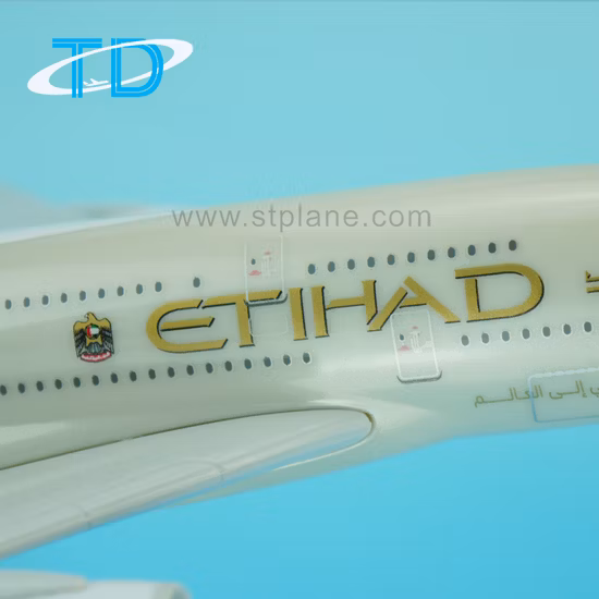 Modello di aeroplano in plastica Edihad A380 1/200 da 37 cm