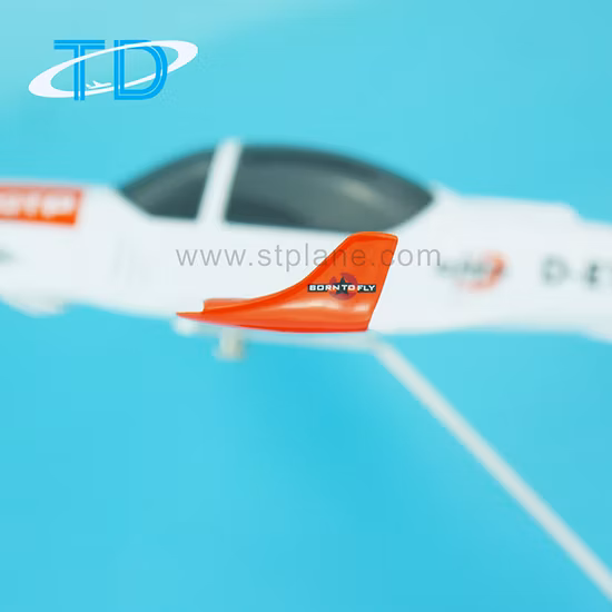 Modello di aereo leggero Grob G 120tp Modello di aereo da tavolo